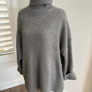 H&M Grey Ribbed Oversized Sweater